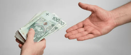 Podwyżki w zamian za pracę w jednym miejscu