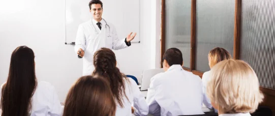 Kredyty na studia zatrzymają lekarzy w kraju?