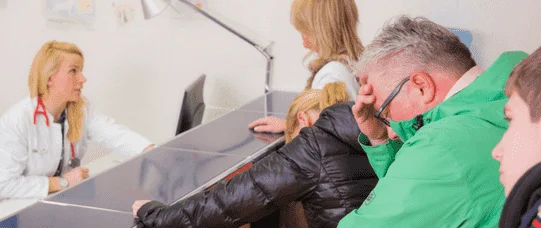 Uprzywilejowanych również obowiązuje kolejka