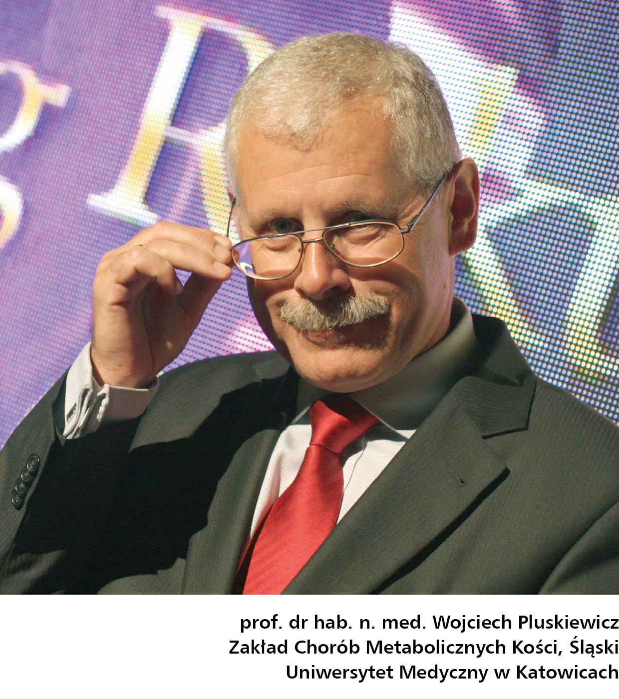 Czy jest miejsce dla hormonalnej terapii zastępczej w leczeniu osteoporozy pomenopauzalnej?