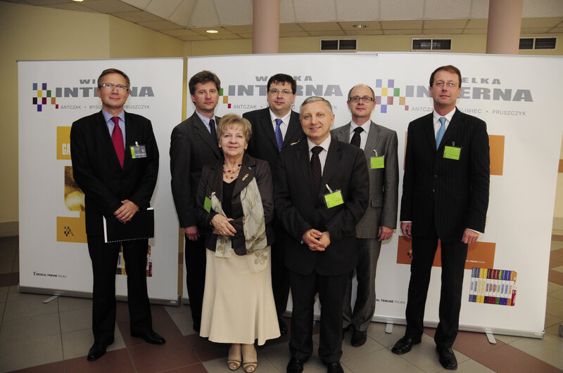 Od lewej: prof. Piotr Pruszczyk, prof. Anna Dmoszyńska, dr hab. Dariusz Moczulski, dr hab. Adam Antczak, prof. Jarosław Drożdż