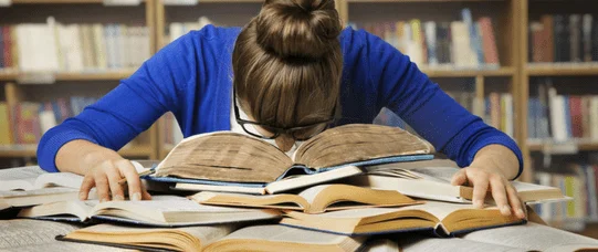 Zmiany w kształceniu lekarzy mają skrócić kolejki