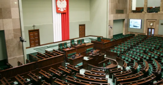 Gorąca debata w Sejmie. Co z klauzulą sumienia?
