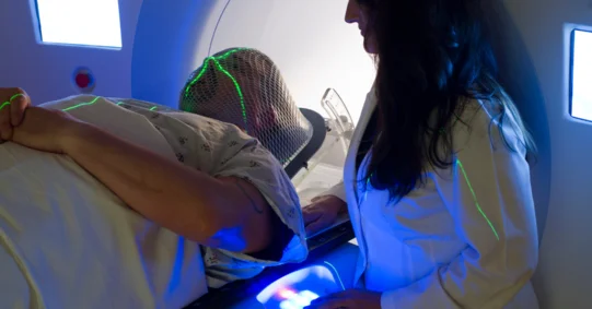 Czy radioterapia onkologiczna jest atrakcyjną specjalizacją dla młodych lekarzy?