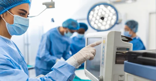 Wrocławscy kardiolodzy wszczepili nowoczesną pompę u pacjenta z uszkodzonym sercem