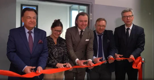 Warszawski Uniwersytet Medyczny otworzył Laboratorium Medycyny Regeneracyjnej