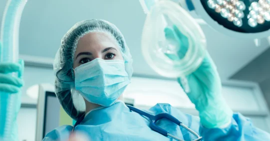Kontrola NIK: anestezjolog rekordzista pracował dwanaście dni bez przerwy