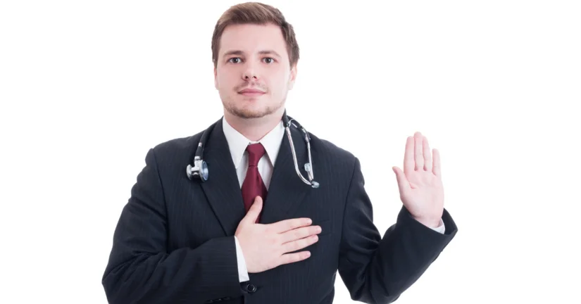 Czy politycy zrezygnują z bycia lekarzami?