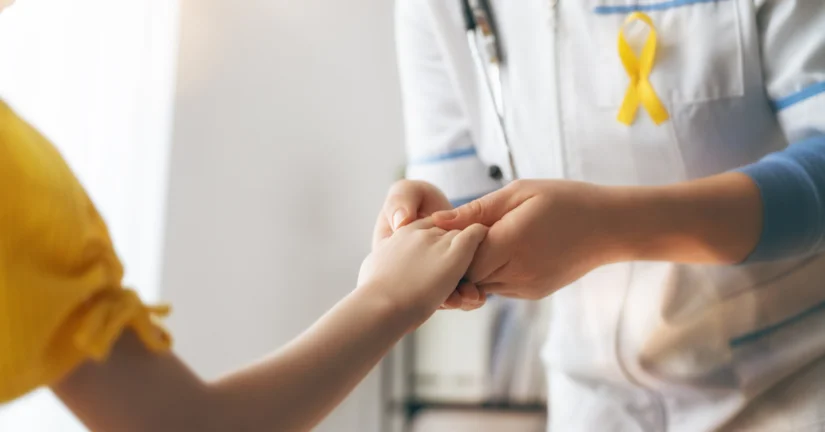 Lekarzy hospicjów należy uprawnić do wystawiania recept