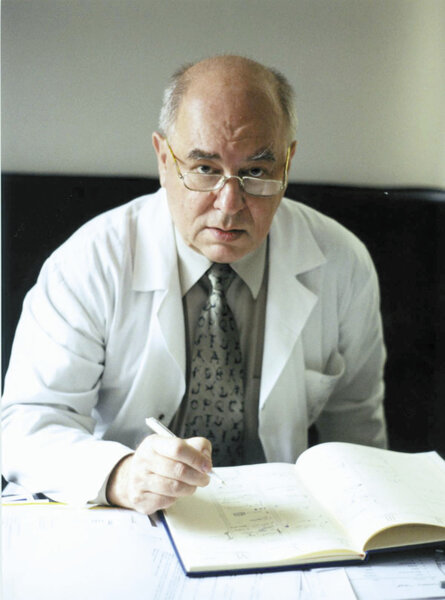 prof. dr hab. med. Andrzej Kübler