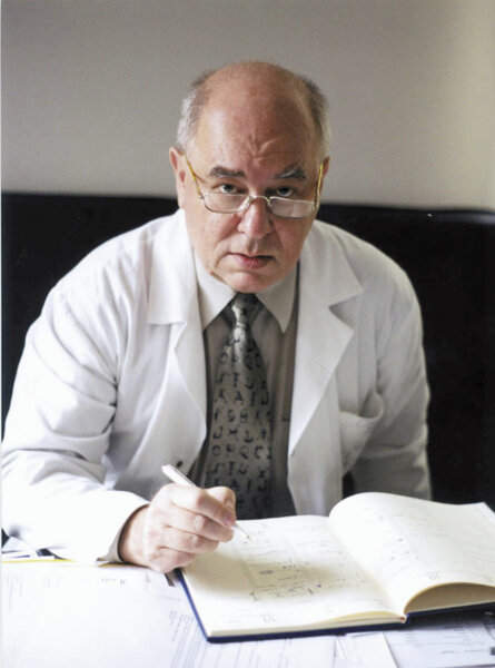 prof. dr hab. med. Andrzej Kübler