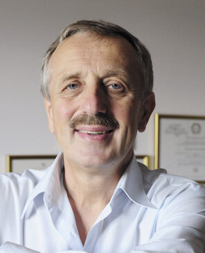 prof. dr hab. med. Wi­told Tłu­sto­cho­wicz