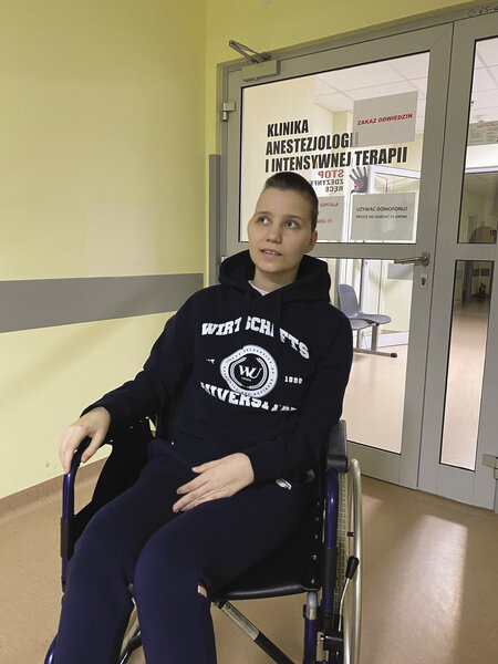 Rycina 6. Moment opuszczenia szpitala przez opisywaną pacjentkę