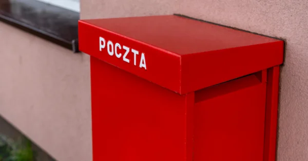 Poczta Polska promuje pseudonaukę? Lekarze biją na alarm