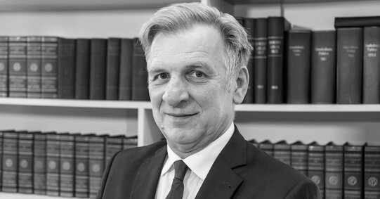 Odszedł Profesor Jerzy Sikora