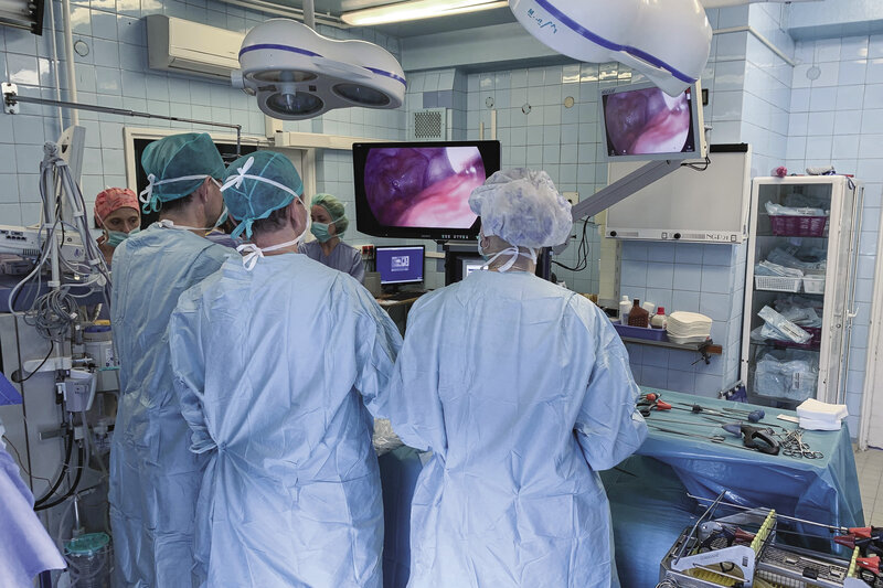 Ryc. 1. Torakoskopowe zamknięcie przewodu tętniczego.